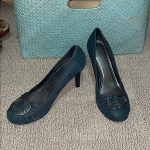Navy Blue Sheen Heels!